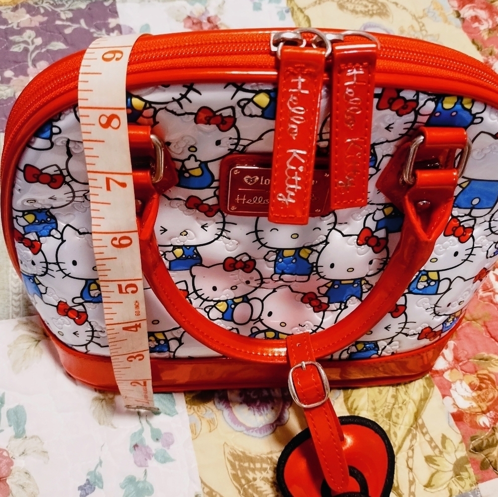 Loungefly Loves Hello Kitty Sanrio Embossed red Patent Dome Handbag - Picture 5 of 16